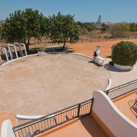 Casa Da Ladeira Branca * לאגוּ‏ש