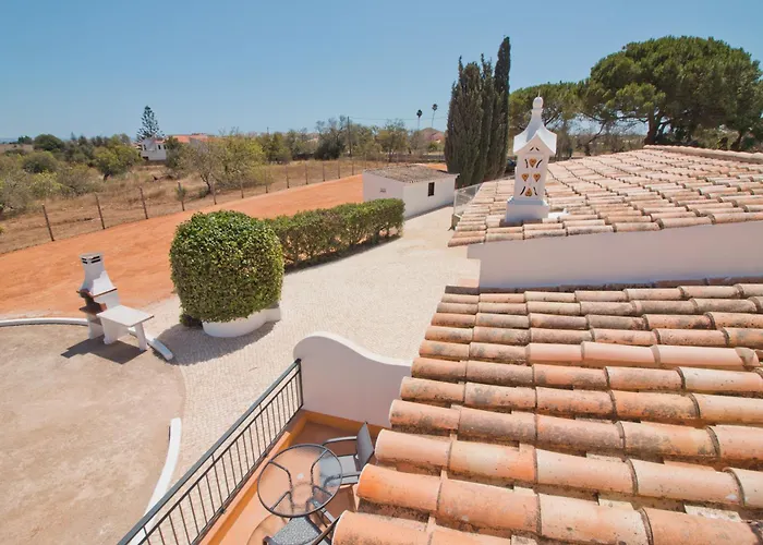 Alojamento de Turismo Selvagem Casa Da Ladeira Branca *