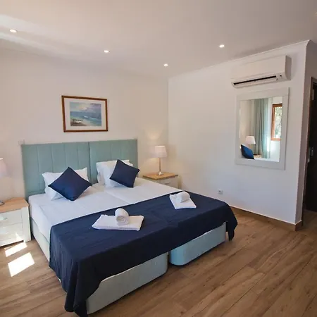 Casa Da Ladeira Branca Lodge Lagos