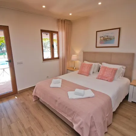 Casa Da Ladeira Branca Lodge Lagos