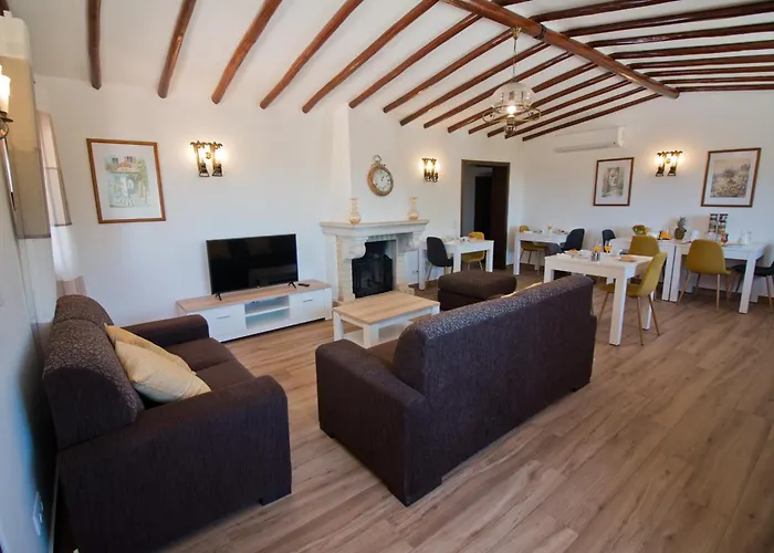 Casa Da Ladeira Branca Lagos